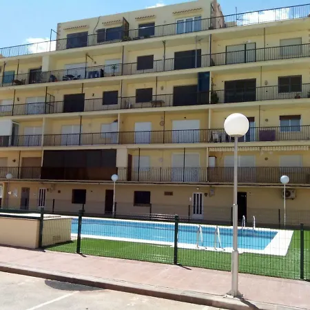 Fiesta Apartment *